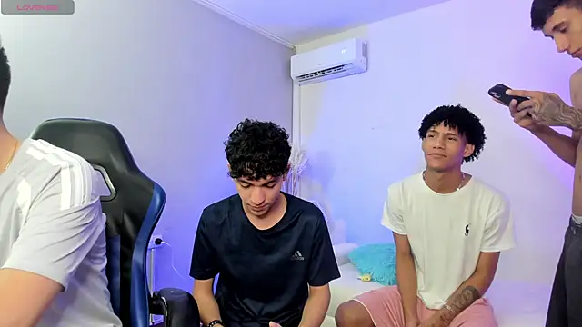 Good boys18 online show from May 19, 2026, 8:48 pm