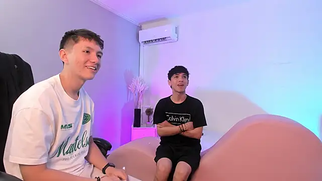Good boys18 online show from May 21, 2026, 8:38 pm