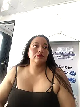 Naughty Kitten  online show from April 6, 2026, 8:54 pm