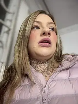 Eliee--Roth online show from April 28, 2026, 11:54 pm