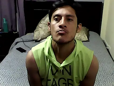 Paul Velvet online show from April 28, 2026, 2:27 am