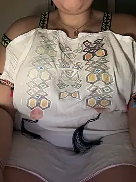 Fatiisexy online show from May 14, 2026, 5:03 am