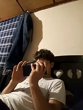 Snapshot of sensualflow_77 chatting on March 28, 2026, 3:50 am sensualflow 77 online show from March 28, 2026, 3:50 am