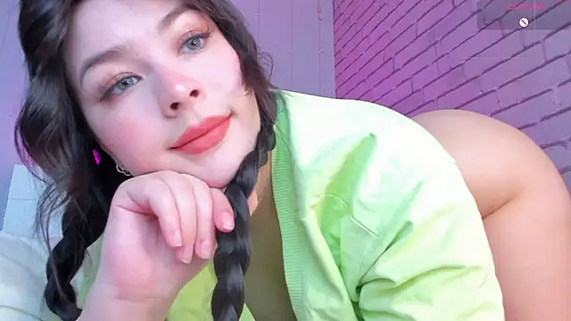 NatalForsy online show from May 4, 2026, 11:39 am