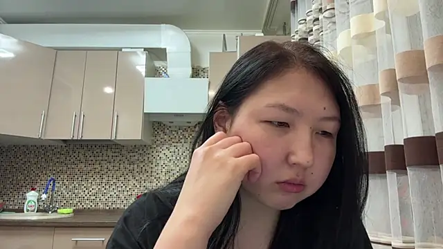 Ameliya kim online show from April 5, 2026, 9:23 pm