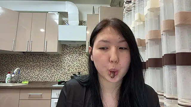 Ameliya kim online show from April 15, 2026, 9:04 pm