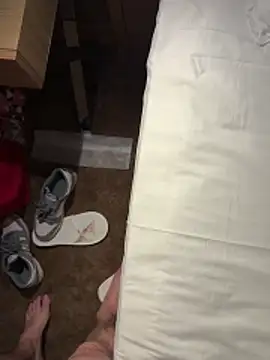 Snapshot of icemanhotwomen chatting on March 28, 2026, 6:40 pm icemanhotwomen online show from March 28, 2026, 6:40 pm