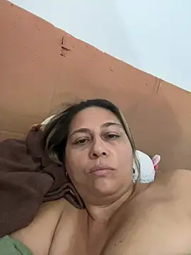 violeta 99 online show from May 4, 2026, 9:00 pm