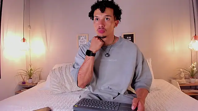 dominik drake online show from June 18, 2026, 12:20 pm