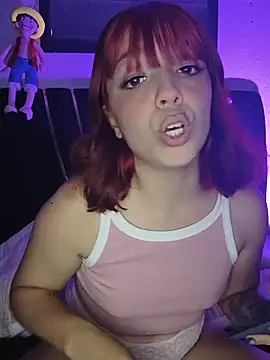 Summi10L online show from May 11, 2026, 11:24 pm