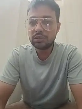 Snapshot of herochoclateboy chatting on July 14, 2026, 4:56 pm herochoclateboy online show from July 14, 2026, 4:56 pm