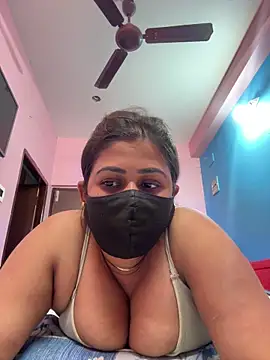 Rimi40464 online show from April 23, 2026, 5:04 pm