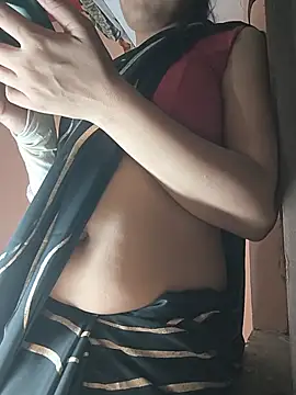 Snapshot of Curvy_Sanaya chatting on May 15, 2026, 7:54 pm Curvy Sanaya online show from May 15, 2026, 7:54 pm