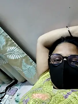 purvi46 online show from May 31, 2026, 5:42 pm