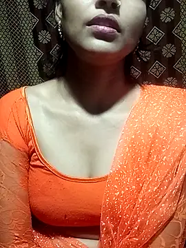 Snapshot of riyaa_sexyy chatting on May 4, 2026, 8:32 am riyaa sexyy online show from May 4, 2026, 8:32 am