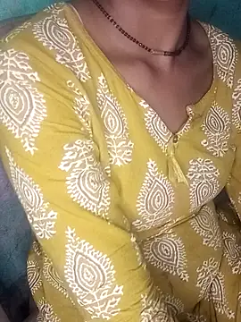 Snapshot of riyaa_sexyy chatting on May 27, 2026, 8:55 am riyaa sexyy online show from May 27, 2026, 8:55 am