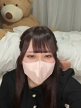 Snapshot of momokaze1658 chatting on April 22, 2026, 12:18 pm momokaze1658 online show from April 22, 2026, 12:18 pm