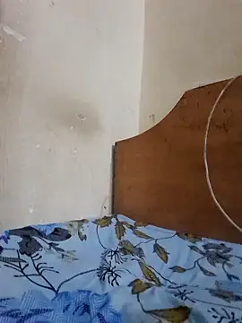 Snapshot of Sana-32 chatting on March 29, 2026, 4:18 pm Sana-32 online show from March 29, 2026, 4:18 pm