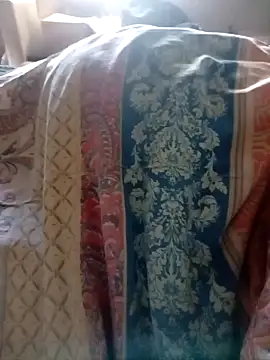 minauu s online show from April 4, 2026, 6:38 pm