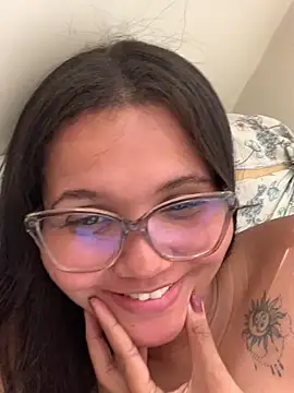 viviboraaaa online show from April 25, 2026, 2:47 pm