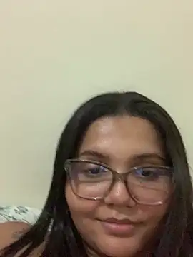 viviboraaaa online show from April 26, 2026, 2:53 am