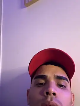 Snapshot of Josehjr chatting on April 13, 2026, 6:57 pm Josehjr online show from April 13, 2026, 6:57 pm