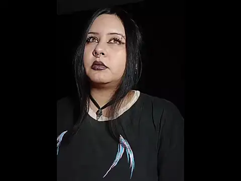 Snapshot of PrincessRaven chatting on April 5, 2026, 3:47 am PrincessRaven online show from April 5, 2026, 3:47 am