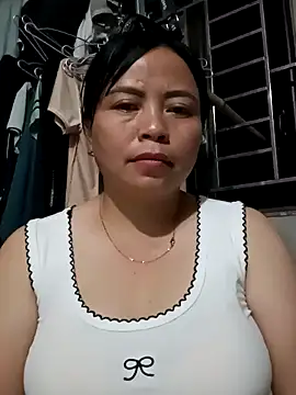 -Hami- online show from May 3, 2026, 1:28 pm