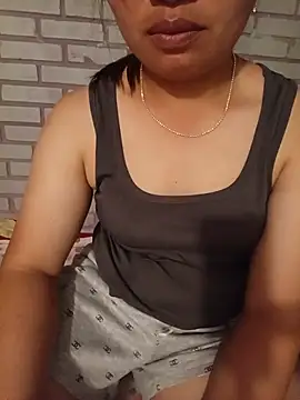 Snapshot of cat-kat chatting on June 4, 2026, 1:06 pm cat-kat online show from June 4, 2026, 1:06 pm