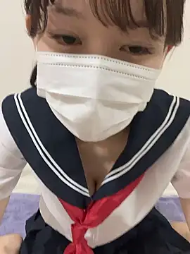 yuki2210 online show from April 15, 2026, 10:11 am