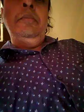 BigDaddy05  online show from April 3, 2026, 4:32 am