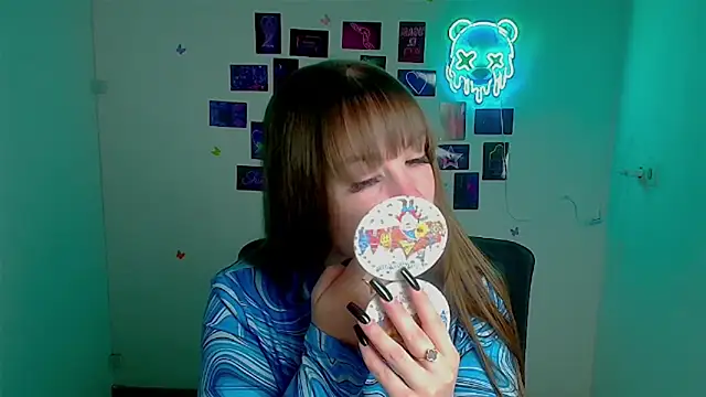Tiffani Angel online show from April 15, 2026, 5:36 am