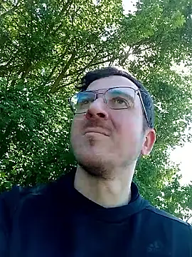 alicancetin11 online show from May 1, 2026, 1:48 pm