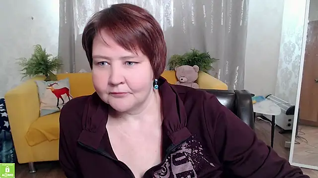 Snapshot of QUEEN02030 chatting on May 4, 2026, 7:15 am QUEEN02030 online show from May 4, 2026, 7:15 am