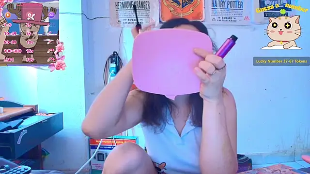 Ellaa honey online show from May 11, 2026, 2:01 pm