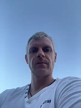 ChiefApron5 online show from June 28, 2026, 3:45 am