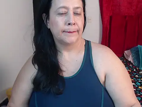 carlareyesk977 online show from May 25, 2026, 11:55 pm