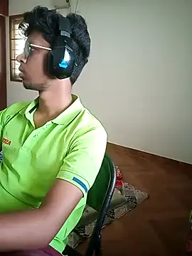 letsplaygame online show from April 20, 2026, 9:45 am