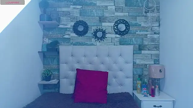 Snapshot of Skylernaomi chatting on May 21, 2026, 2:13 pm Skylernaomi online show from May 21, 2026, 2:13 pm