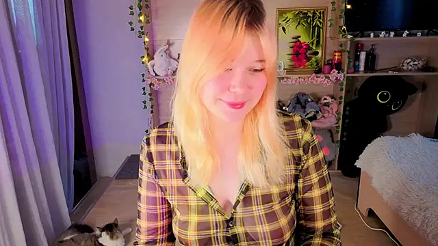 Snapshot of unburnedgirl chatting on April 4, 2026, 3:38 am unburnedgirl online show from April 4, 2026, 3:38 am