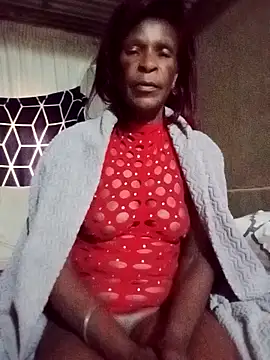 Naughtygrany online show from May 7, 2026, 7:36 am