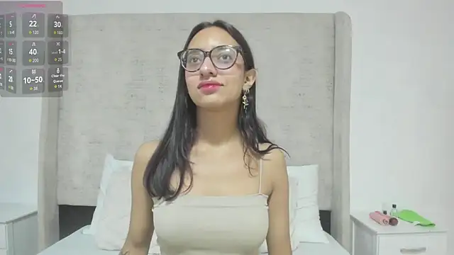 Charlotte Benette online show from May 13, 2026, 12:24 pm