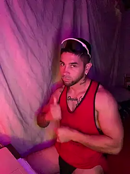 Snapshot of Sexmuscle17 chatting on July 8, 2026, 2:32 pm Sexmuscle17 online show from July 8, 2026, 2:32 pm