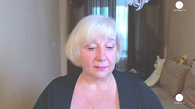 Milane Milky online show from May 11, 2026, 5:13 am