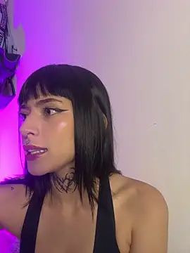 Snapshot of Babeel_ chatting on April 14, 2026, 9:21 pm Babeel online show from April 14, 2026, 9:21 pm