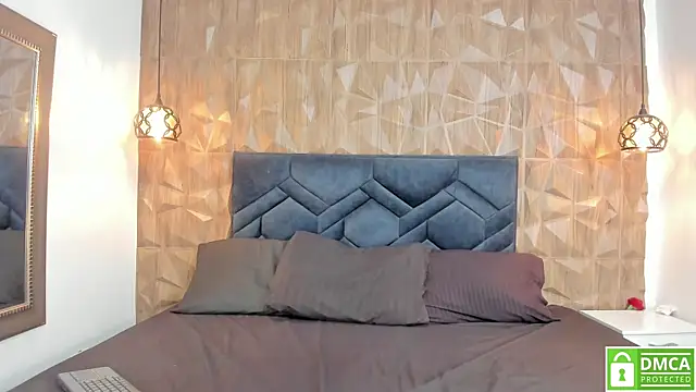 Debora Blaze  online show from April 1, 2026, 10:07 pm