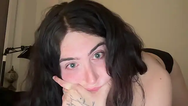 Snapshot of miamisery chatting on March 31, 2026, 1:18 am miamisery online show from March 31, 2026, 1:18 am