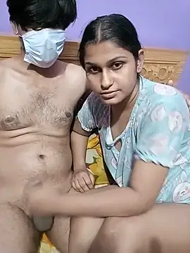 Snapshot of Jerin_Couple61 chatting on June 21, 2026, 6:32 pm Jerin Couple61 online show from June 21, 2026, 6:32 pm