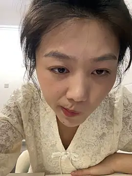 Shanshan 1267 online show from May 3, 2026, 1:17 pm