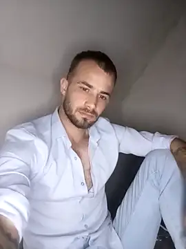 Snapshot of Fabika15 chatting on April 6, 2026, 6:53 pm Fabika15 online show from April 6, 2026, 6:53 pm